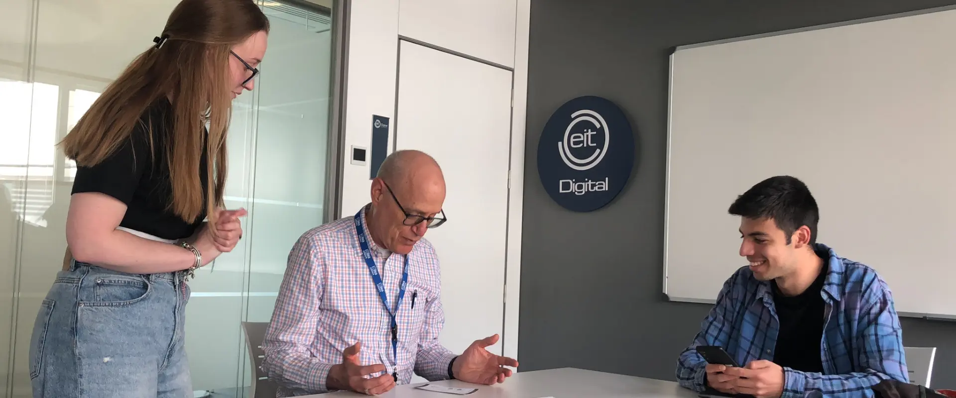 User testing session for the Digital Nomads app
